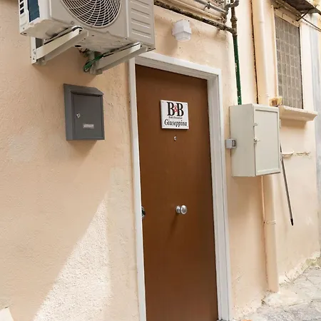 Da Giuseppina Appartement *